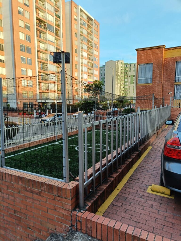 834b4d05-7f6c-4709-94cd-1913c23f238d