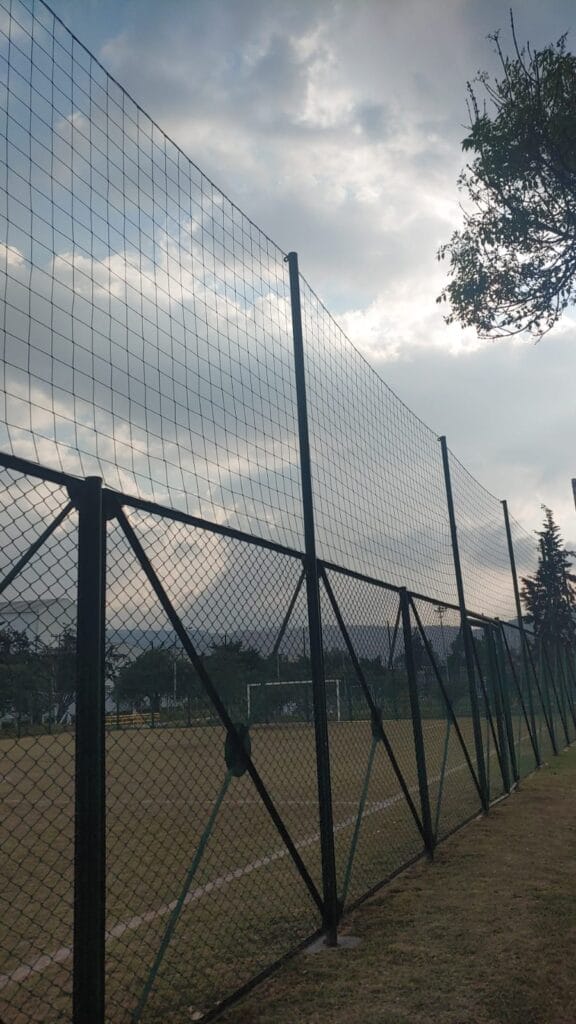 eb0fce36-ac02-4b1f-b753-2c9377f5eb86